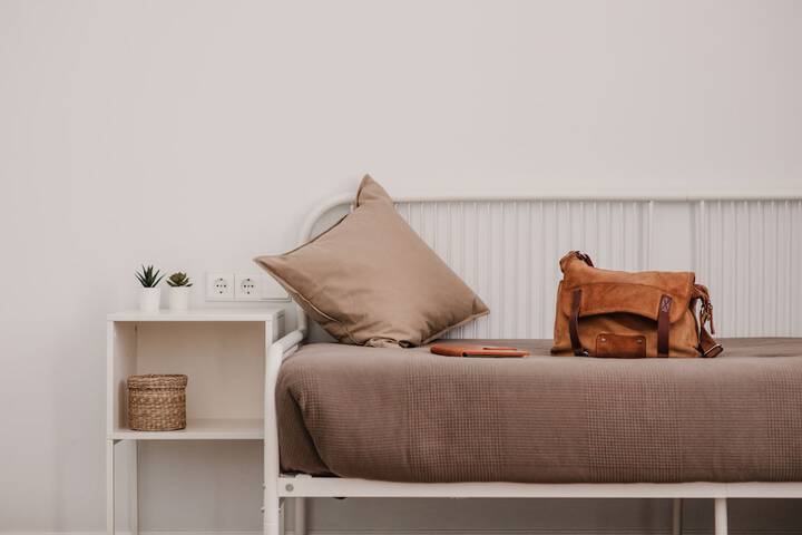 Room 8 of 21
