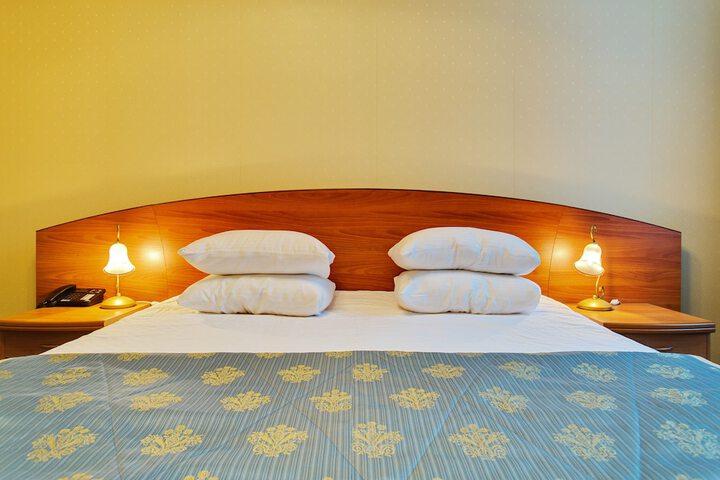Room 5 of 23