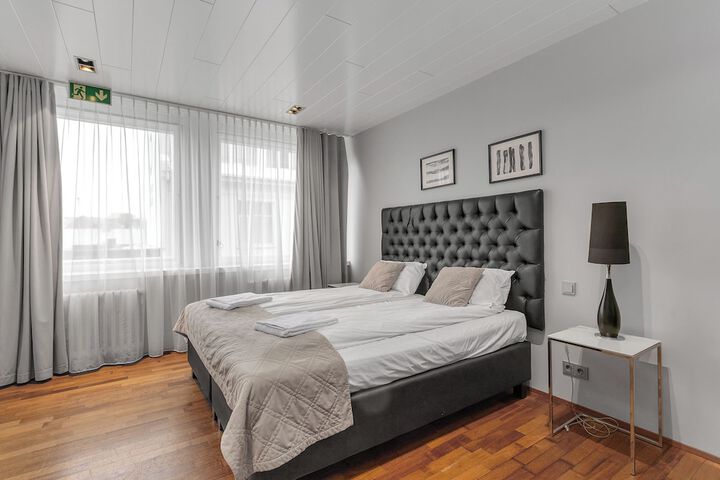 Room 47 of 82