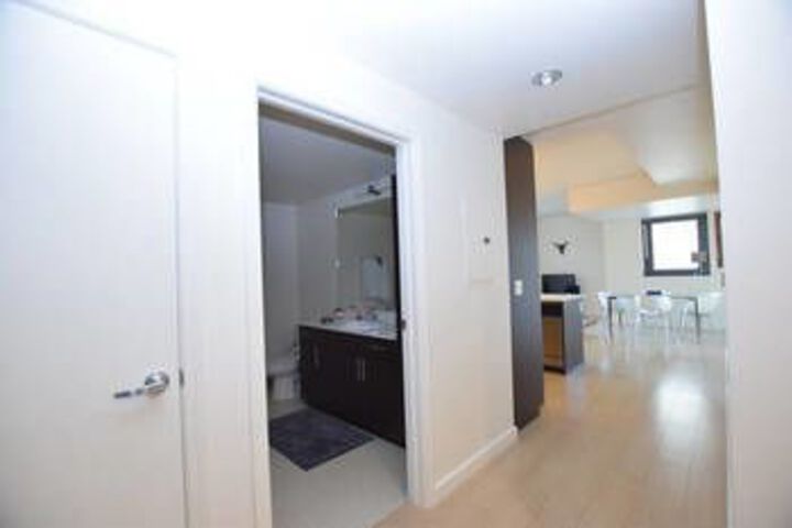 Room 6 of 22