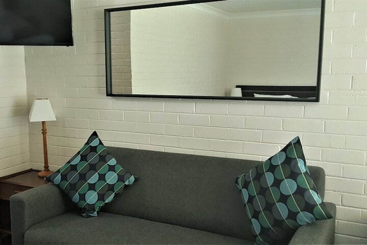 Room 15 of 43