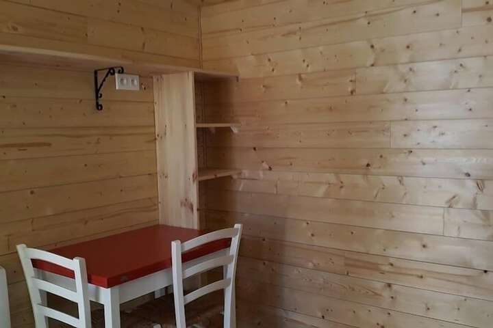 Room 12 of 41