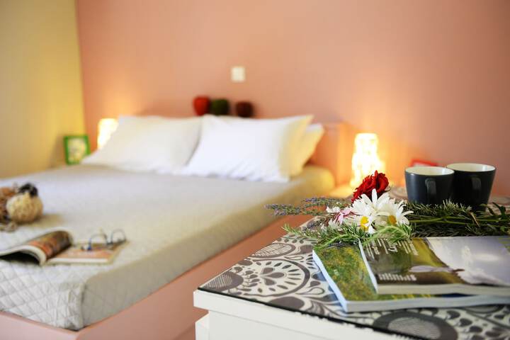 Room 2 of 36