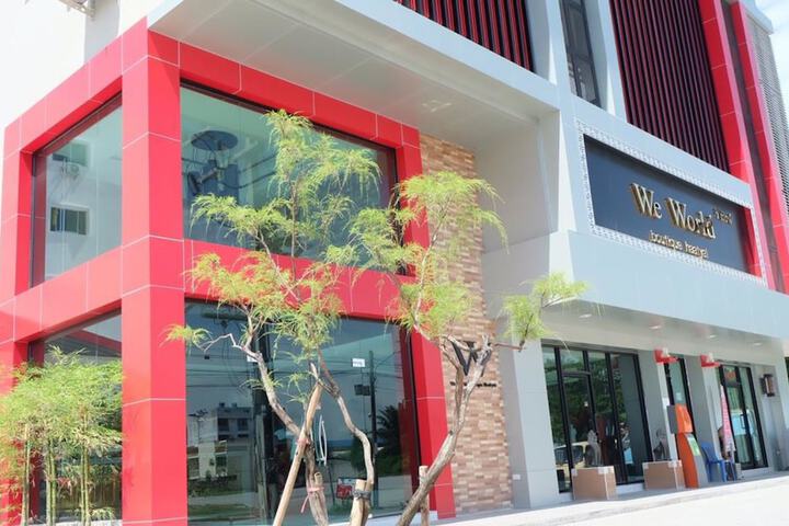 We World Boutique Hatyai