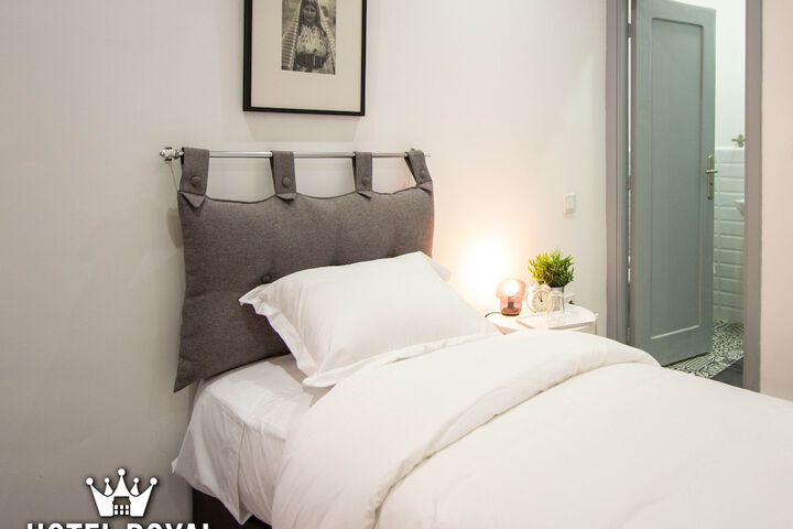 Room 22 of 58