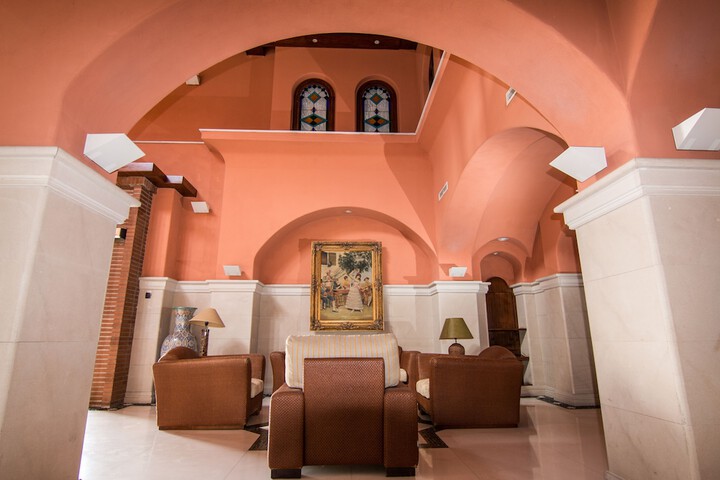 Lobby Entry