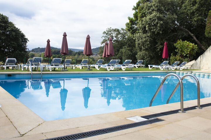 Pool Hotel