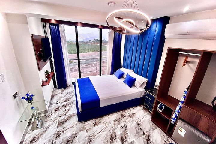 Room 19 of 34