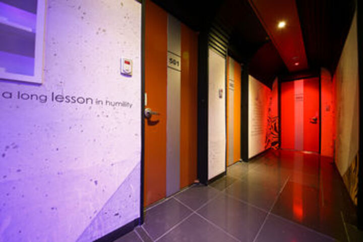 Ballroom/Hall 3 of 8