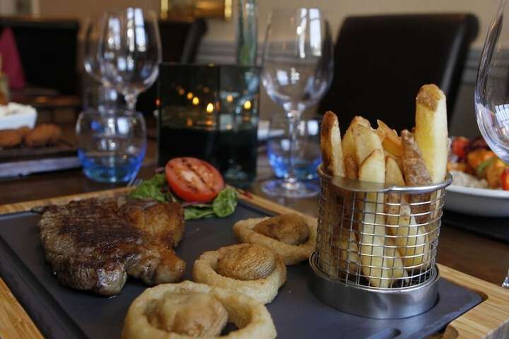 Dining Photos