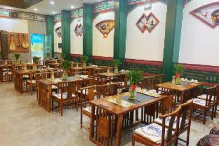 General 8 of 22