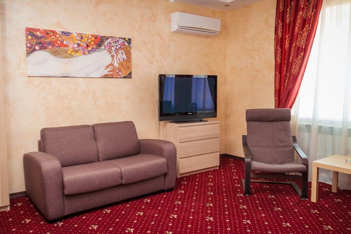 Room 15 of 49
