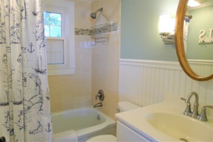 Room 4 of 52