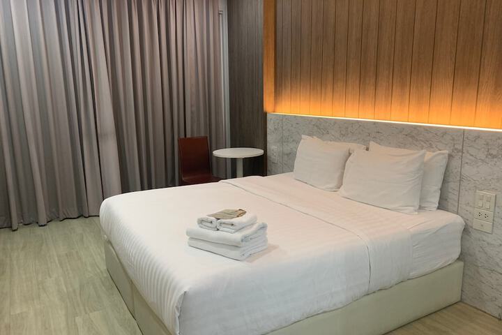 Room 13 of 44