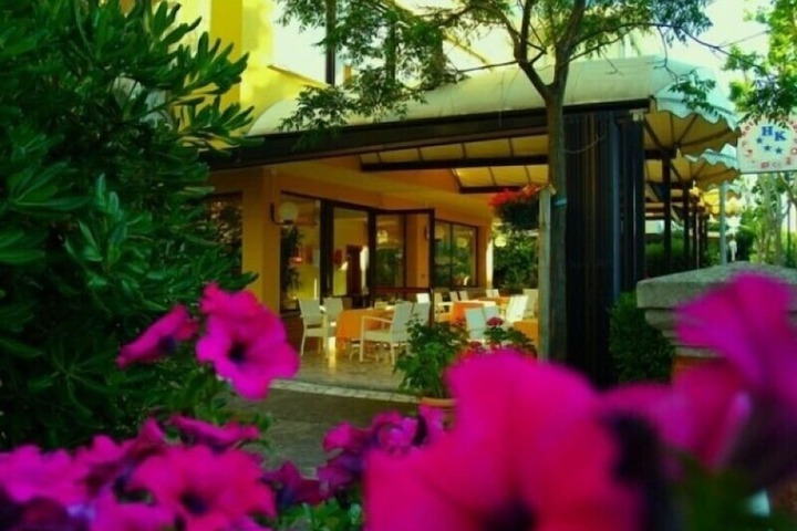 Terrace/Patio 66 of 73