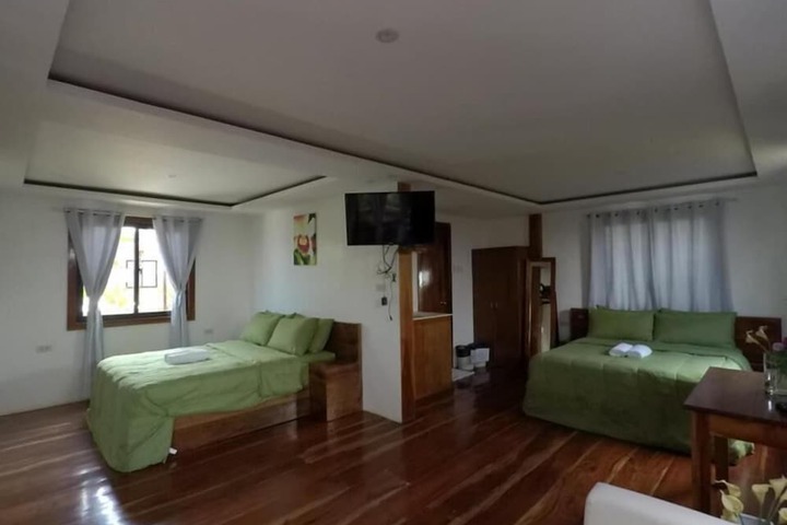 Room 9 of 50