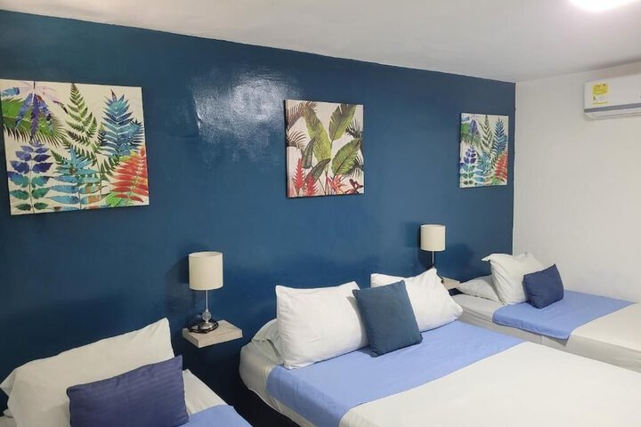Room 5 of 32