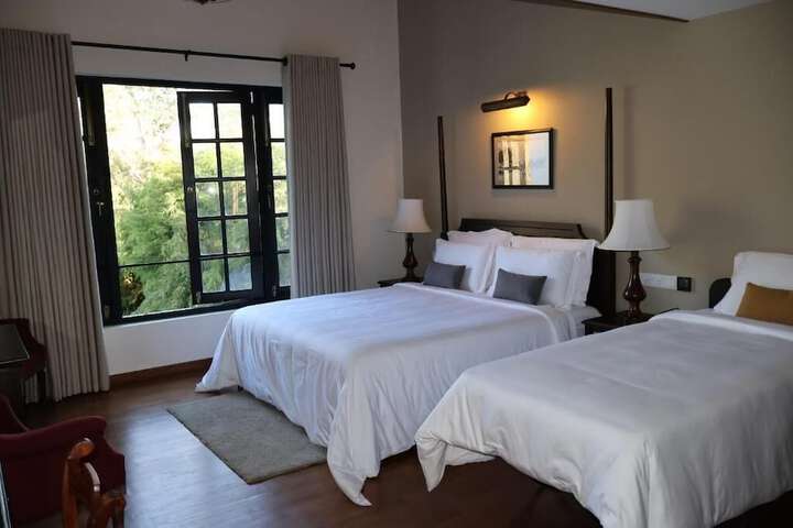 Room 4 of 31