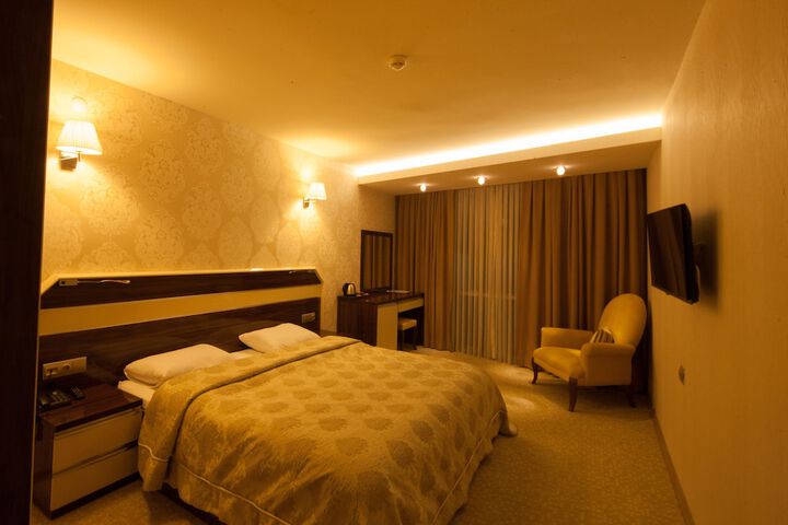 Room 14 of 53