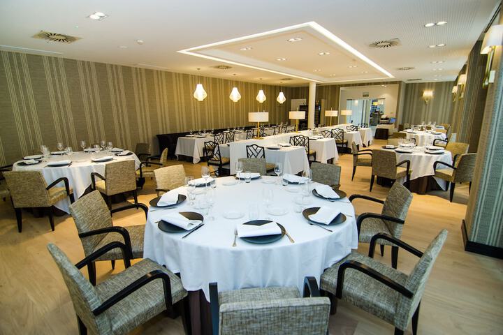 Dining 89 of 138