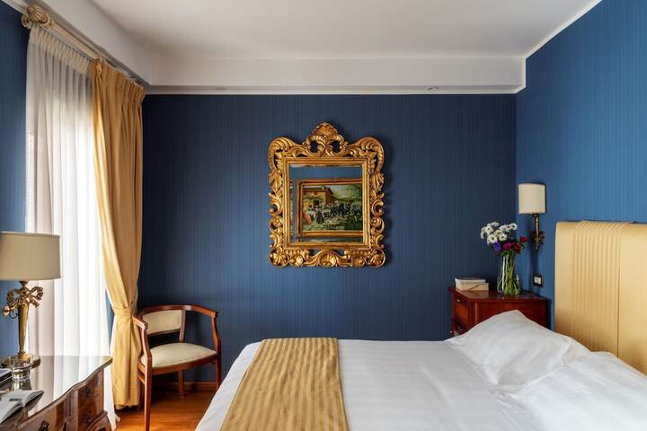 Room 201 of 380