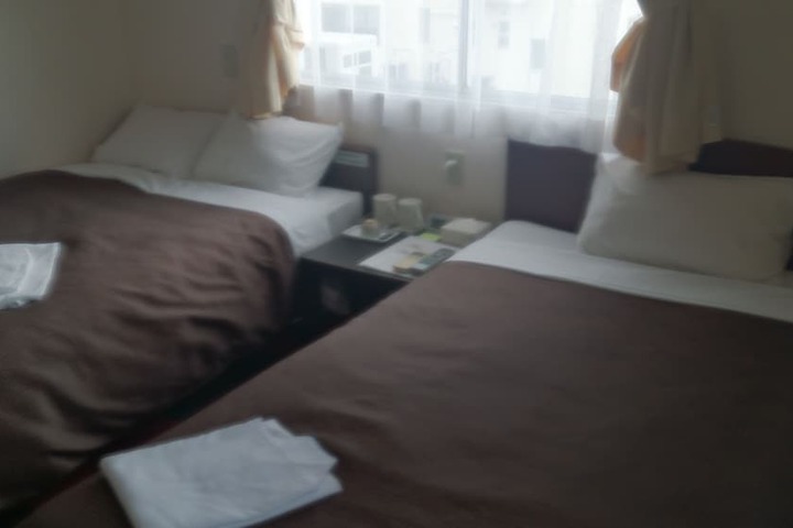 Room 7 of 34