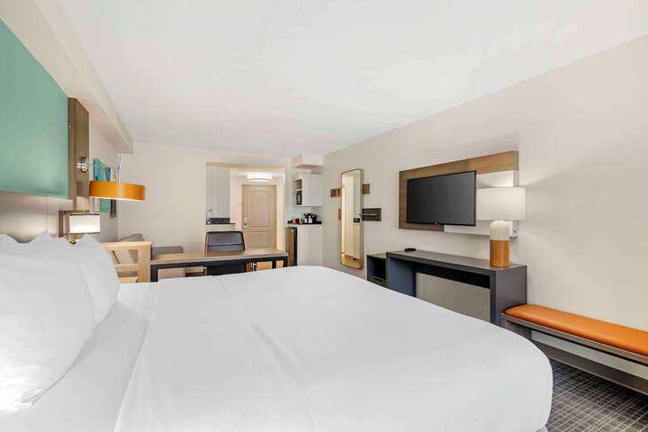 2 Queen Beds Suite (14 of 14)