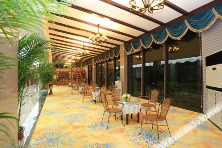 Hotel Interior 21 of 38