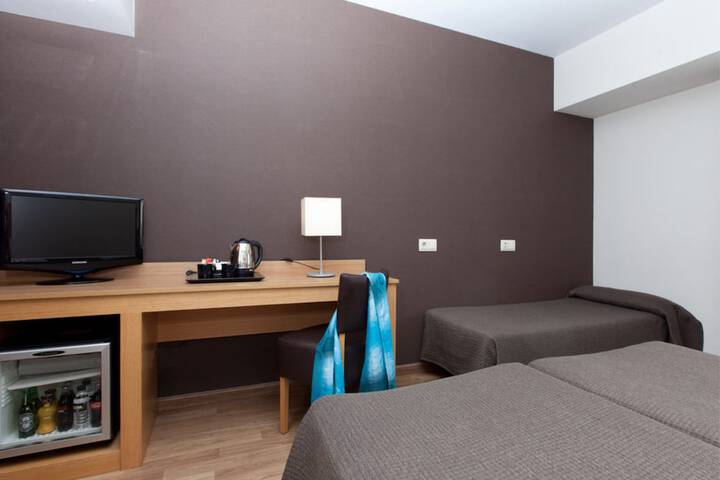 Room 19 of 48
