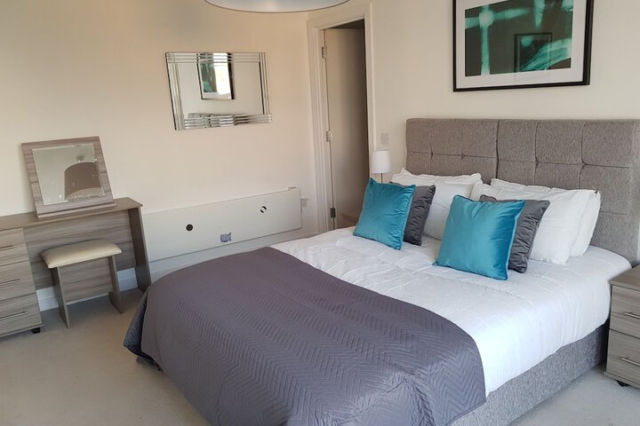Room 3 of 12