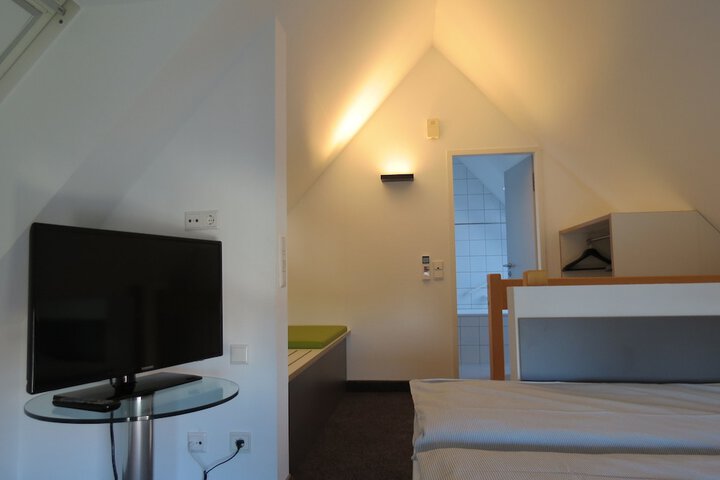 Room 60 of 125