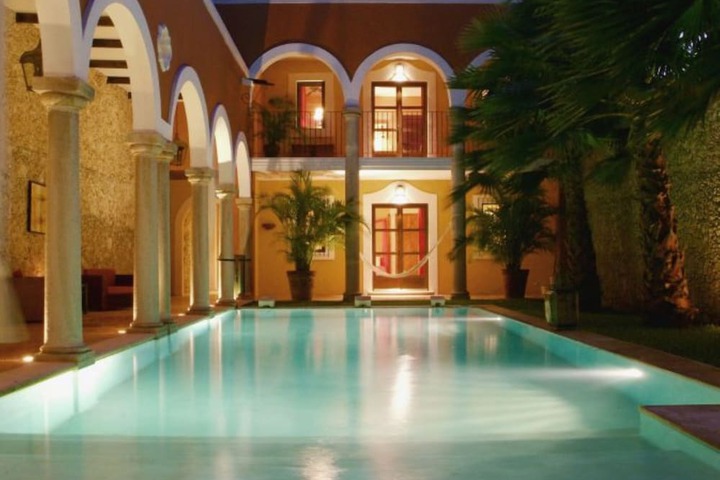 Pools & Facilities