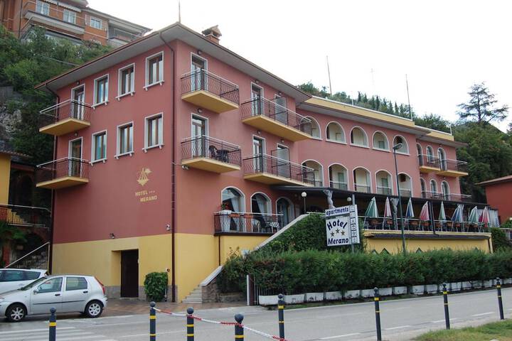 Hotel 68 of 70