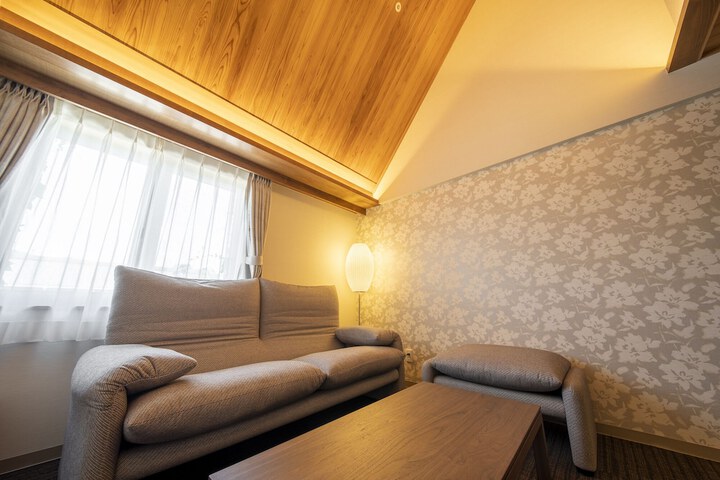 Room 30 of 91