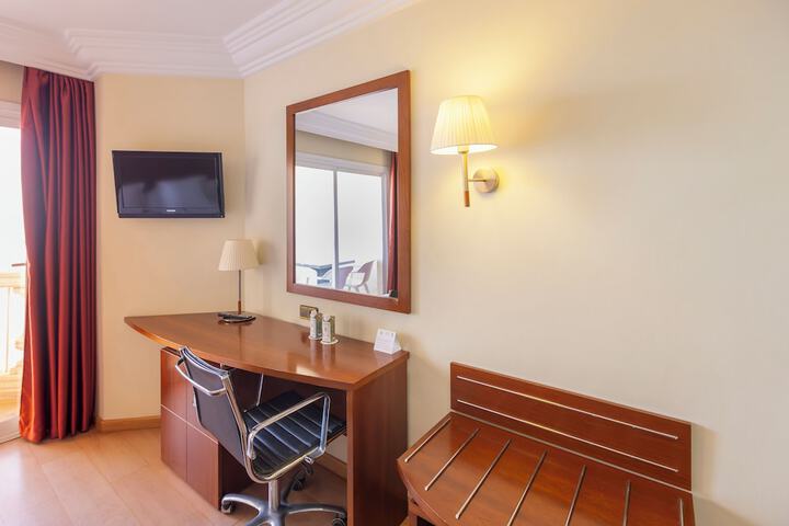 Room 19 of 47