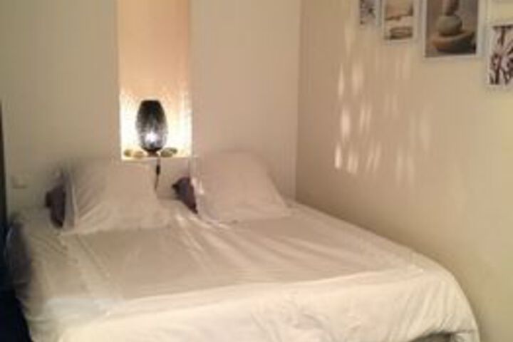 Room 69 of 200