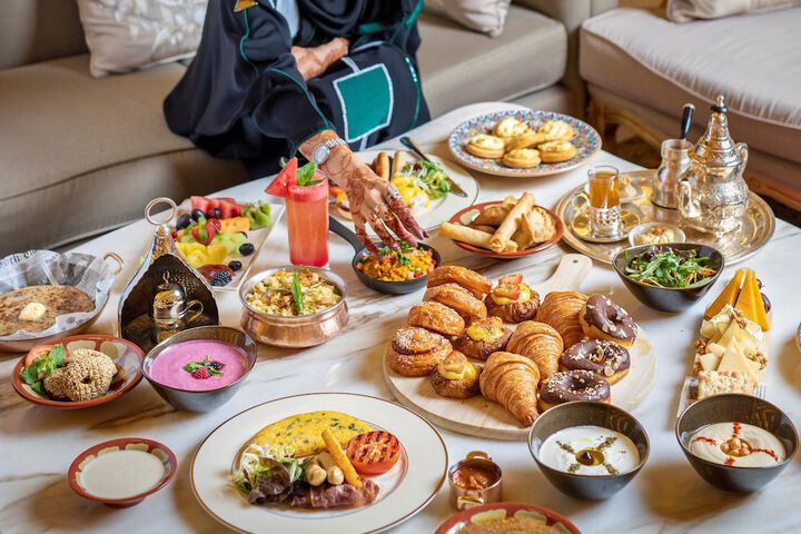 Breakfast/Coffee Service 163 of 220