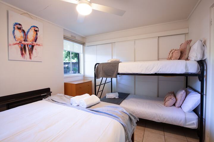Room 42 of 252