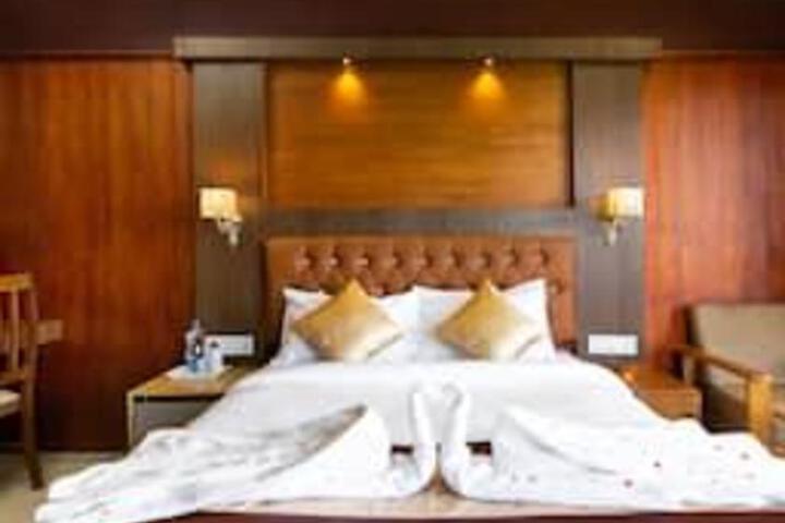 General 13 of 18