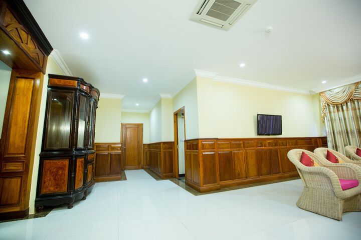 Room 48 of 90