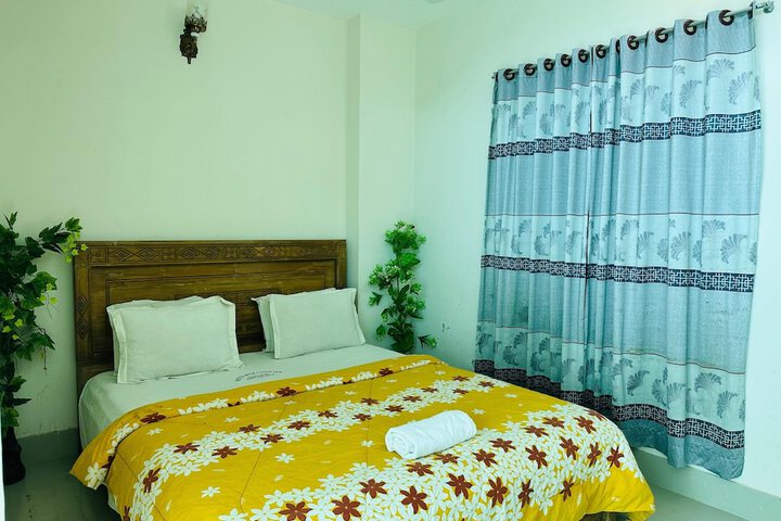Room 15 of 25