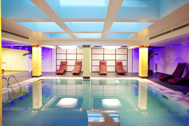 Pool 34 of 74