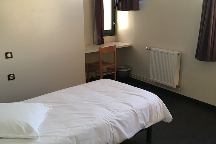 Room 14 of 44