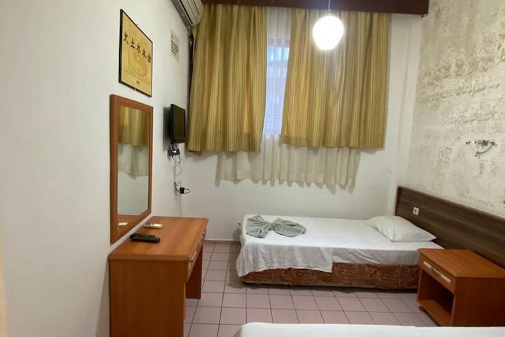 Room 15 of 65