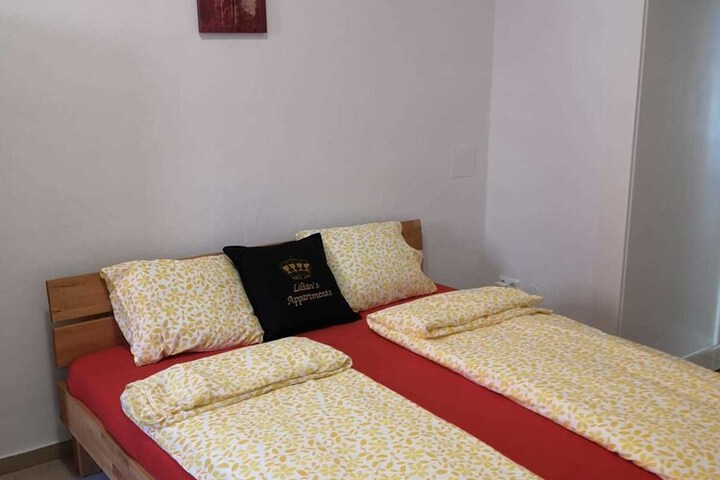 Room 2 of 26