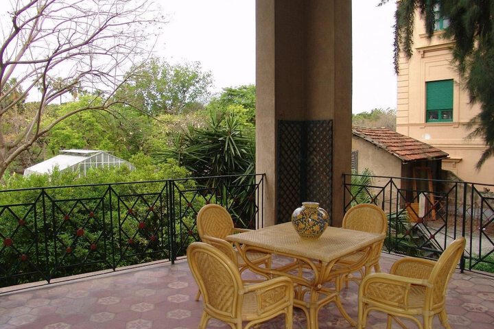 Terrace/Patio 11 of 32