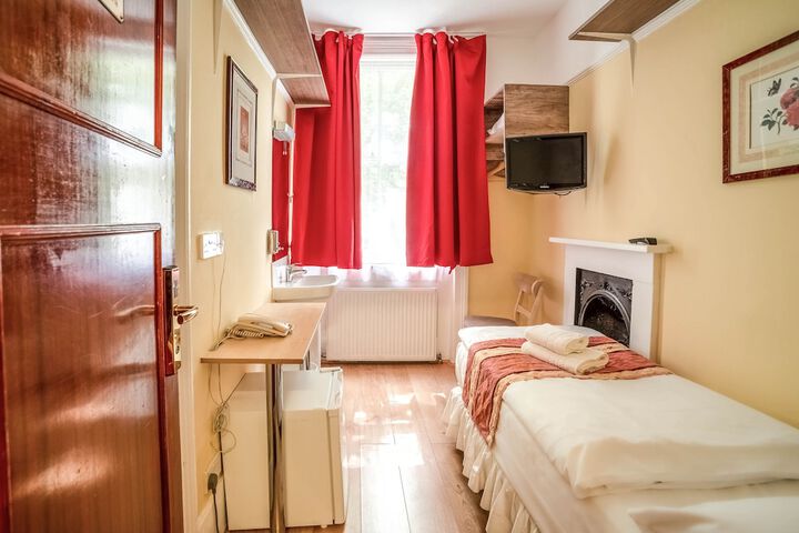 Room 20 of 81