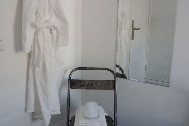 Room 19 of 59