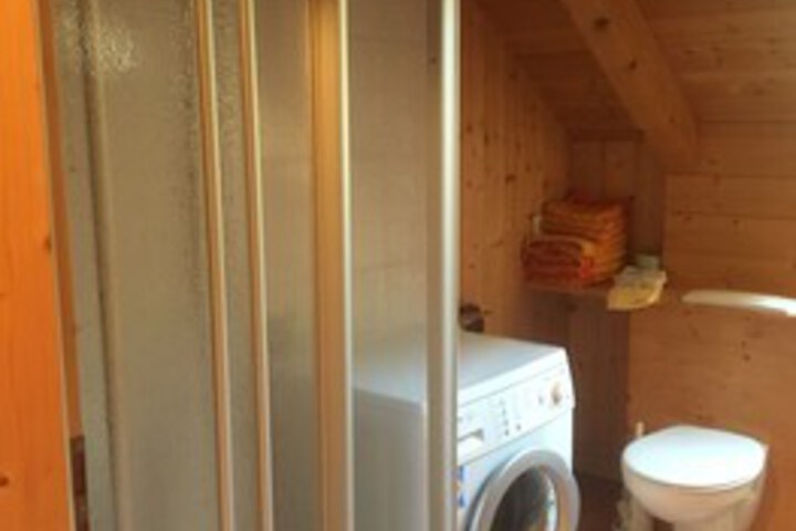Room 2 of 18