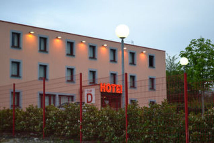 Hotel 9 of 12